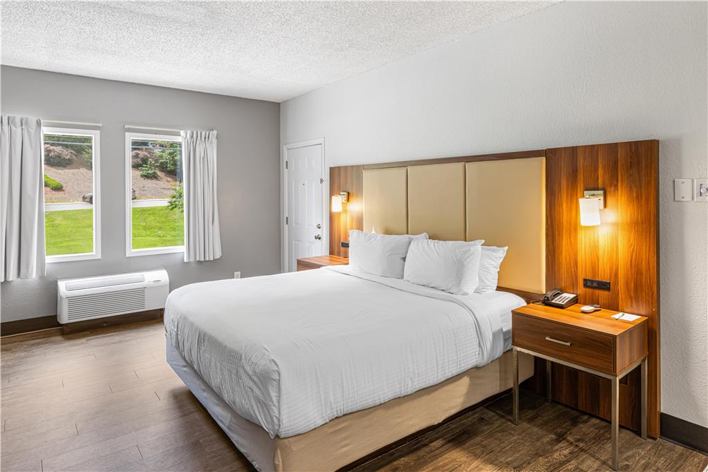 SureStay by Best Western Helen Downtown photo 2