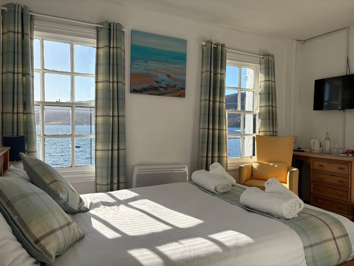 The Ferry Boat Inn photo 2