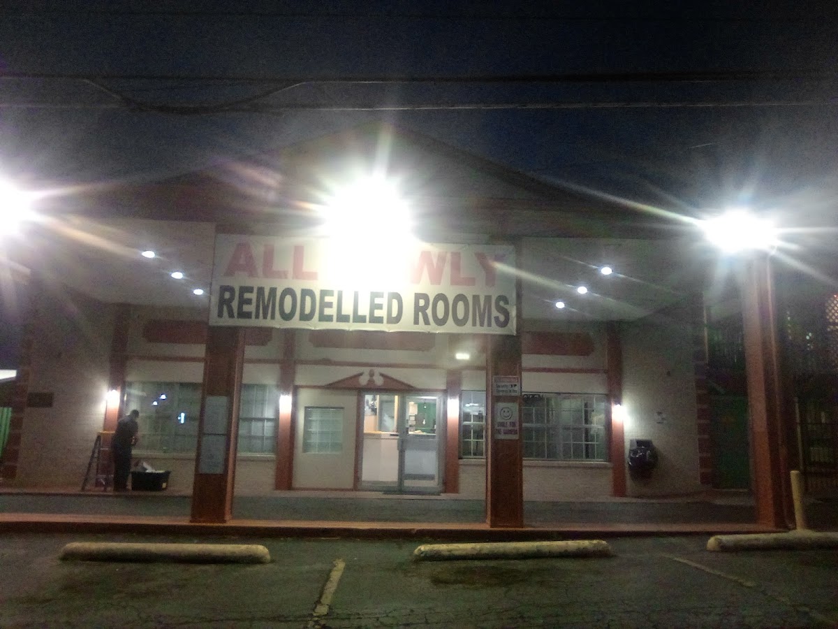 Rest Inn & Suites