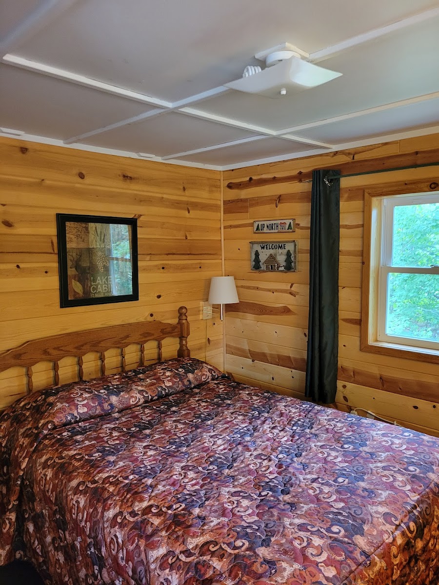Swanson's Motel Cabins & Campground photo 2
