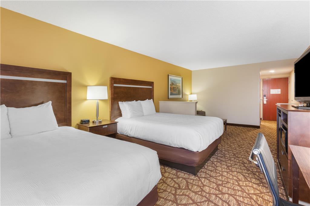 Best Western Plus Belle Meade Inn & Suites photo 2