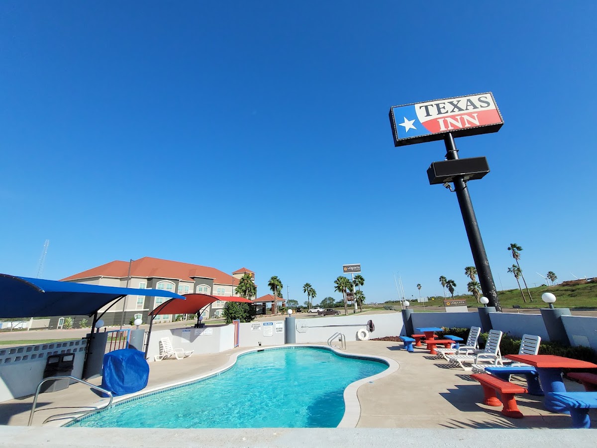 Texas Inn & Suites Raymondville photo 3