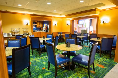 Fairfield Inn Toronto Oakville photo 3