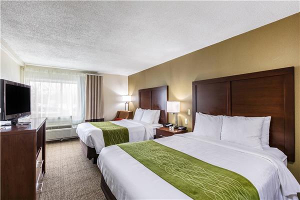 Comfort Inn Medford-Long Island photo 2