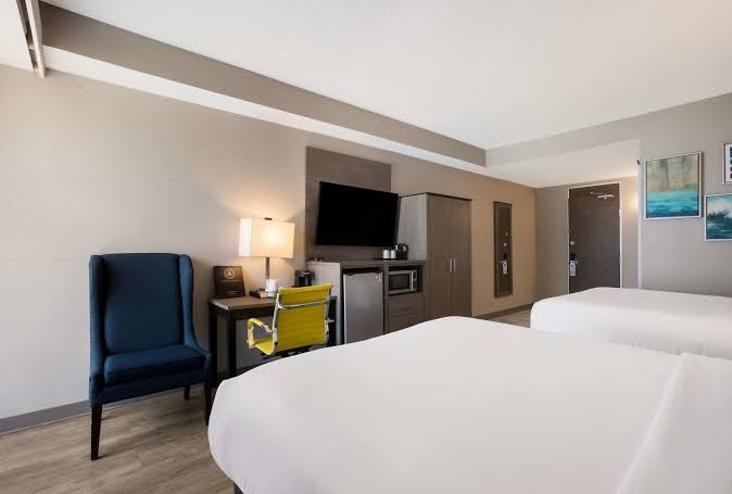 The Hub Middletown: A Best Western Signature Hotel photo 3