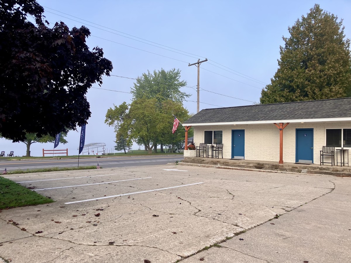 Portage Lake Motel