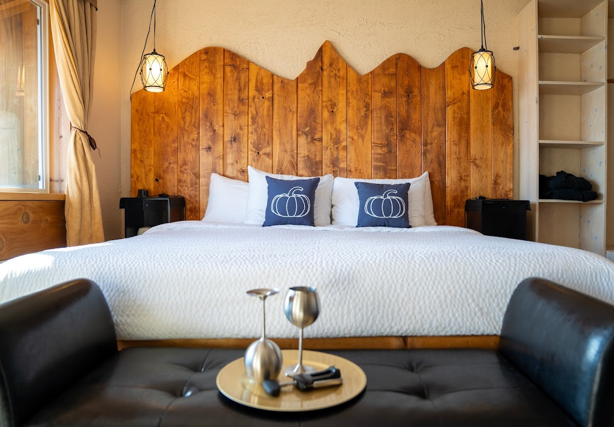 Homer Inn & Spa photo 2