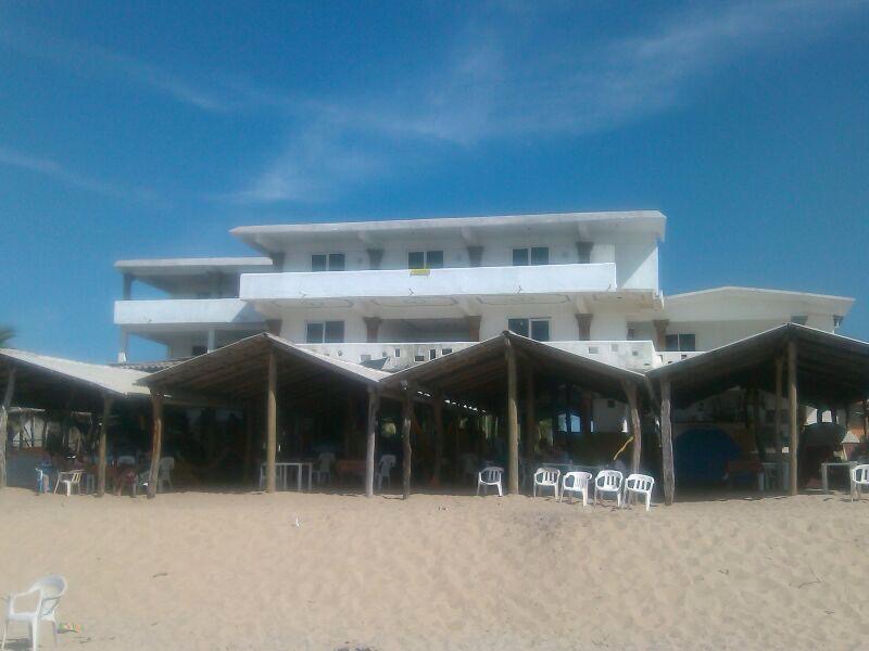 Hotel y restaurante la Perla del Coacoyul