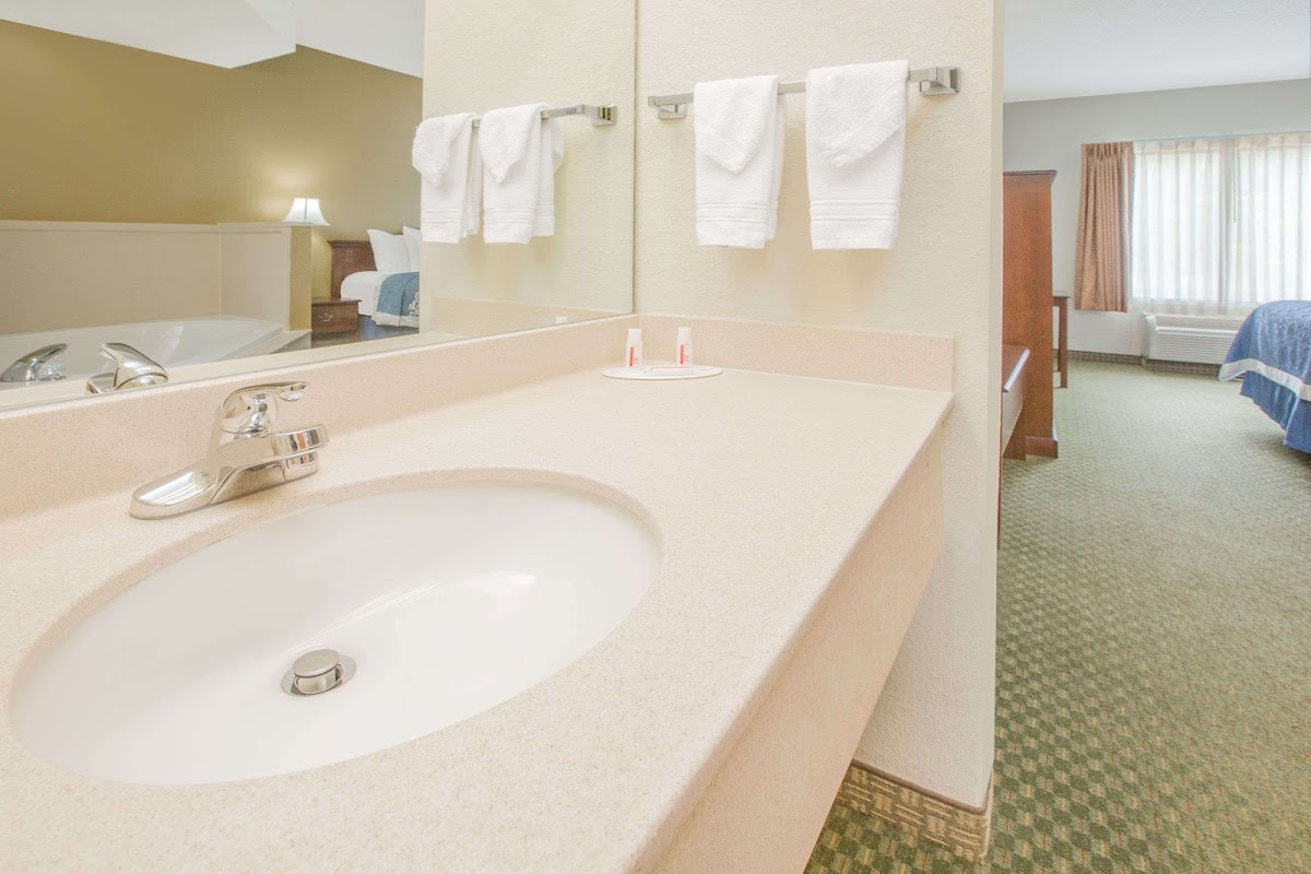 Days Inn by Wyndham Hattiesburg MS photo 3