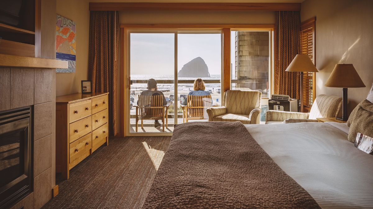 Inn at Cape Kiwanda photo 2