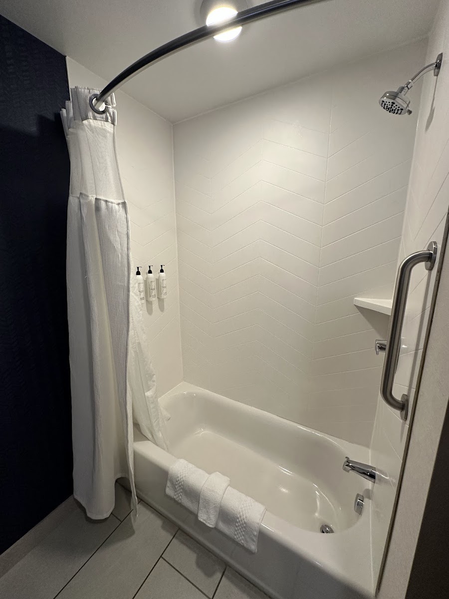 Fairfield by Marriott Inn & Suites Flint Grand Blanc photo 2