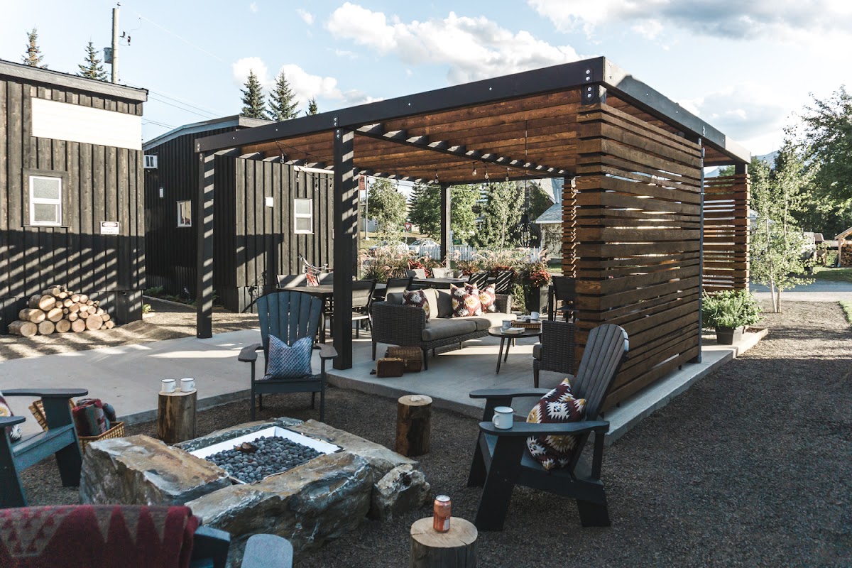 Snow Valley Lodging