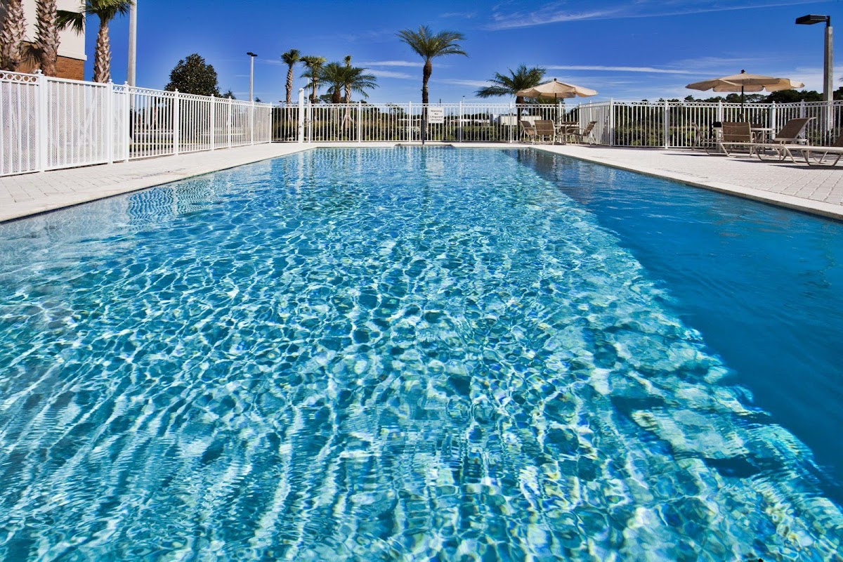 Holiday Inn Express & Suites Fort Pierce West by IHG photo 3