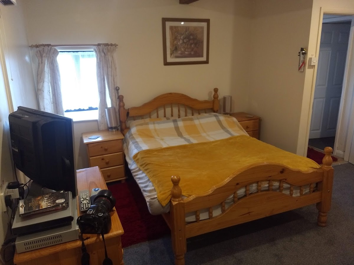 The Hollybush Inn photo 2