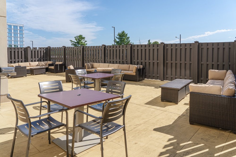 Holiday Inn Express & Suites Cincinnati NE - Redbank photo 3