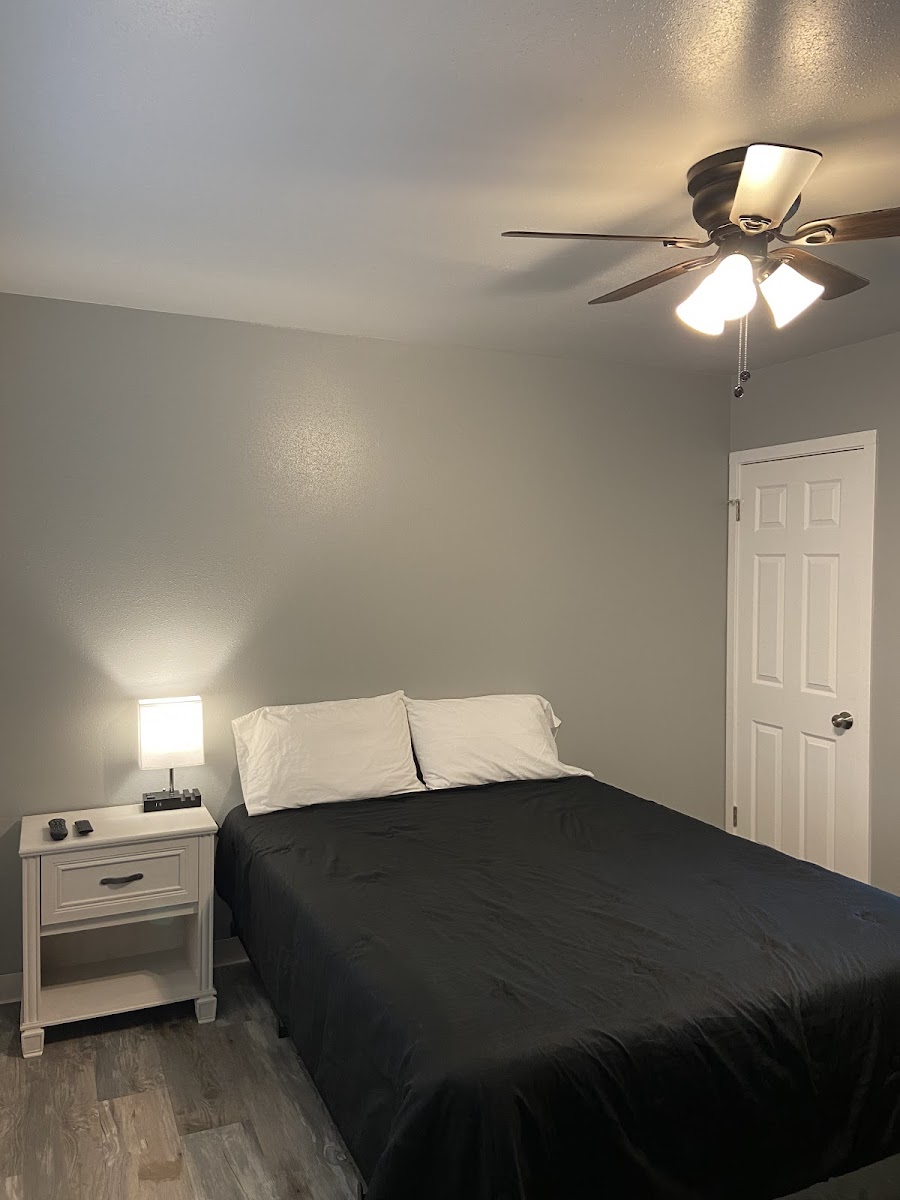 Dahl's Motel photo 2