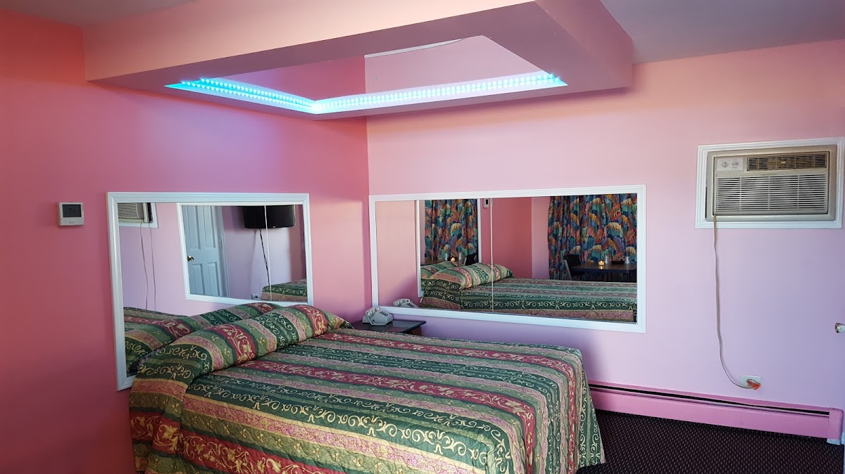 Luxe Motel