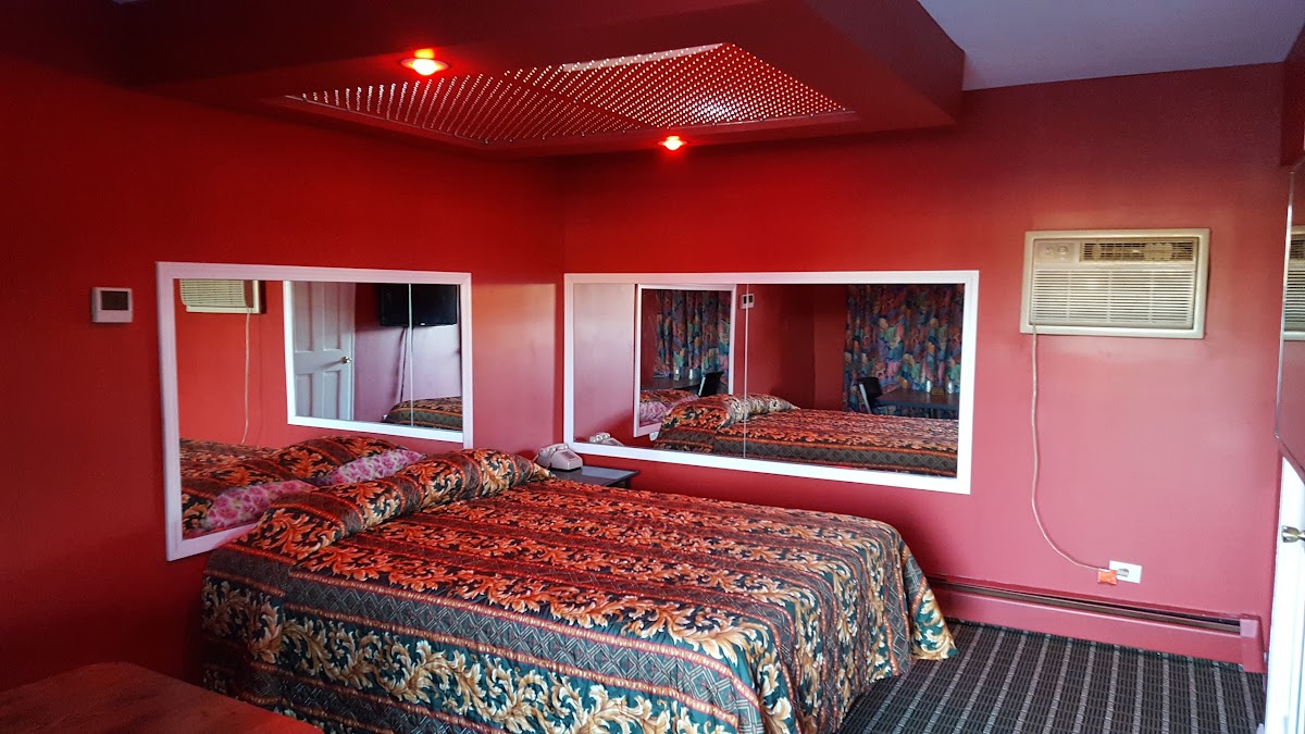 Luxe Motel photo 2