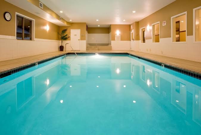 Holiday Inn Express & Suites St. Paul - Woodbury, an IHG Hotel photo 2