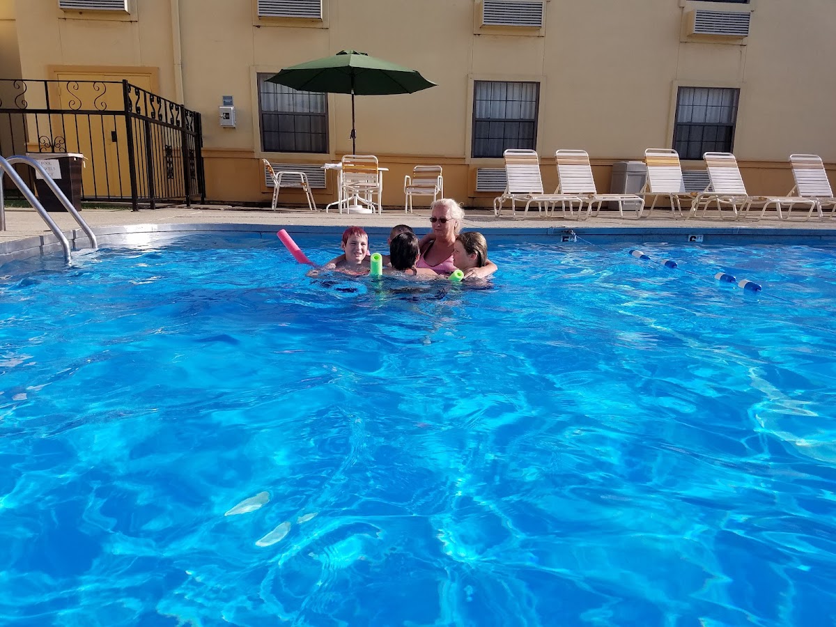 La Quinta Inn by Wyndham Moline Airport photo 3