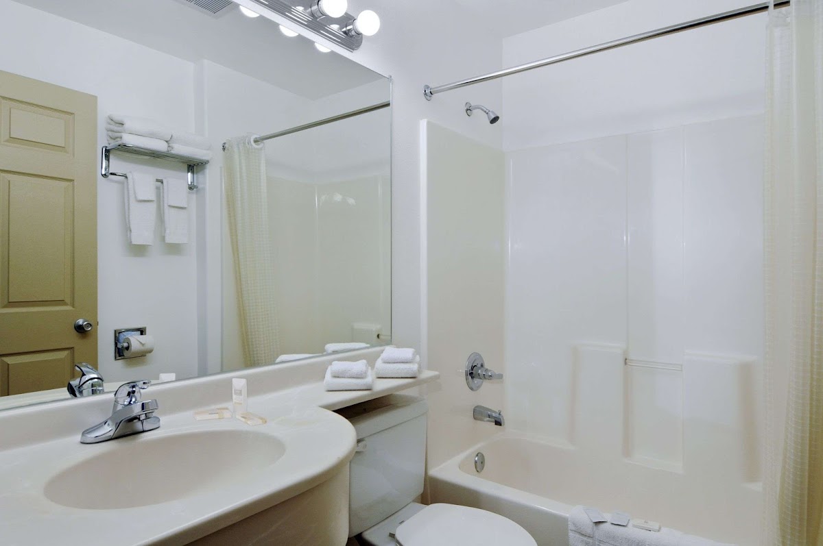 Microtel Inn & Suites by Wyndham Eagle River/Anchorage Are photo 3