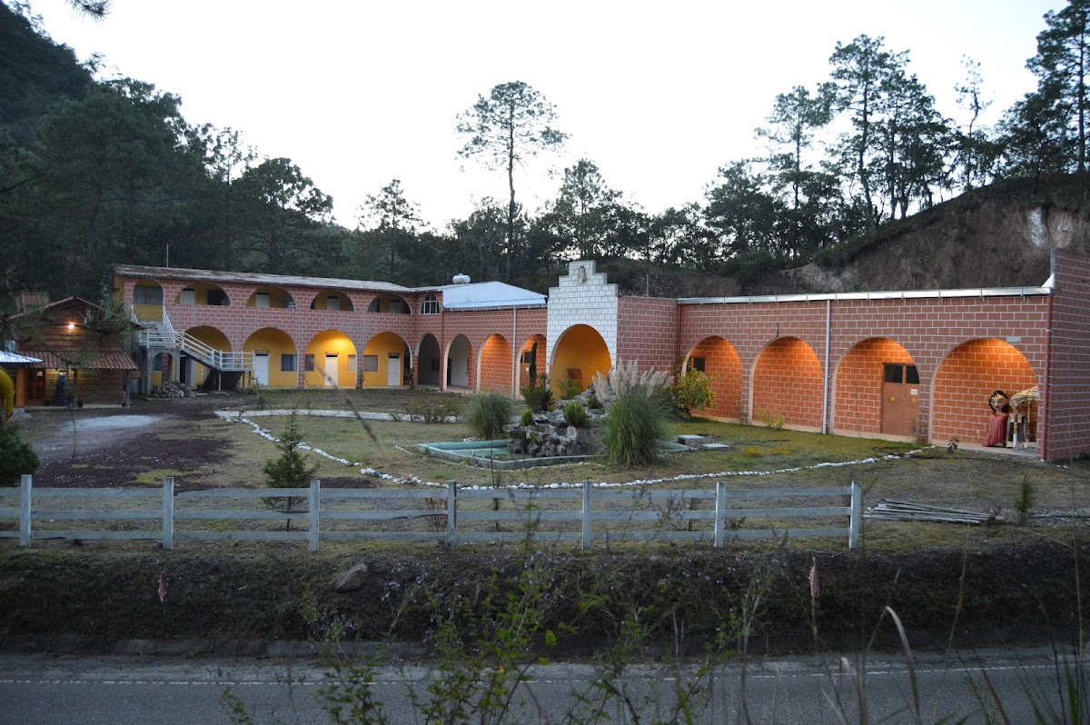 Hotel y Cabañas Yucunuvichi