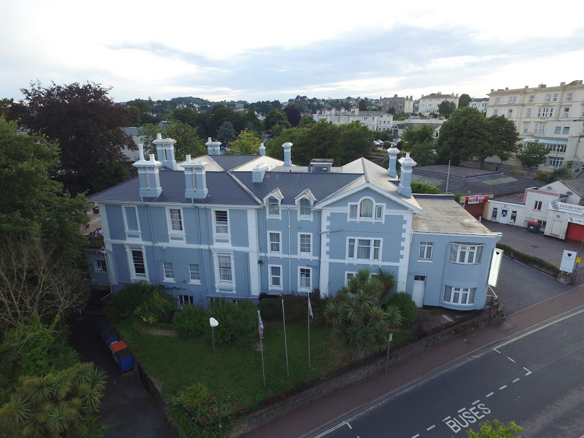Marquis Hotel