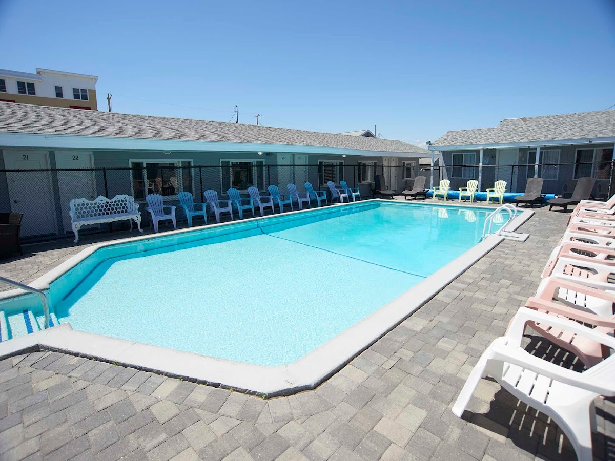 Marguerite Motel