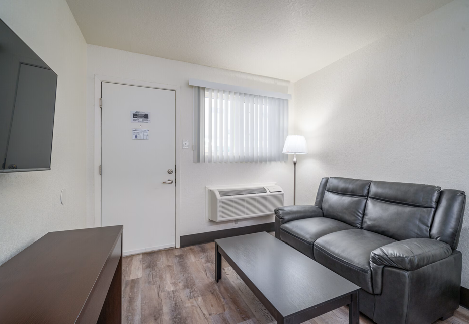 Siegel Suites Houston photo 3