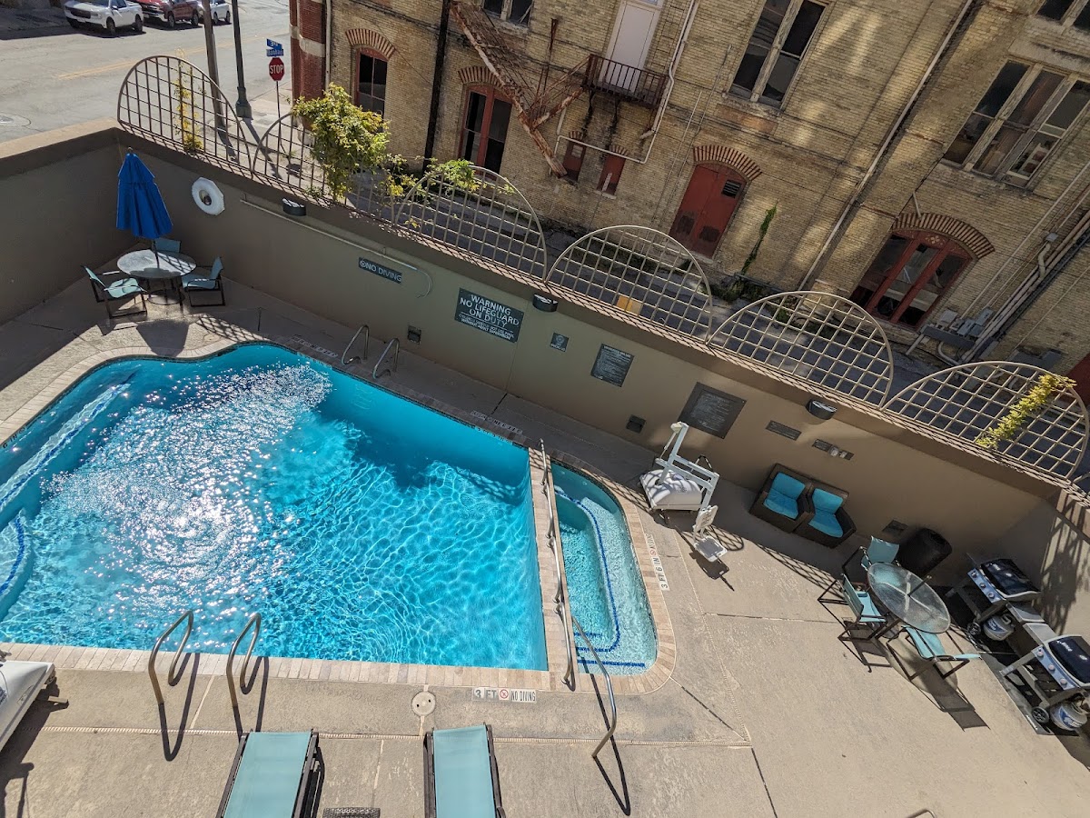 Sonesta ES Suites San Antonio Downtown Alamo Plaza photo 3