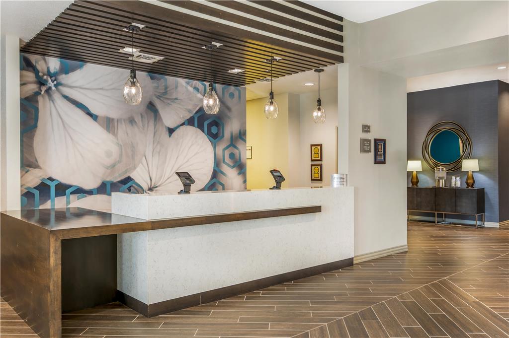 Best Western Plus Parkside Inn & Suites photo 3