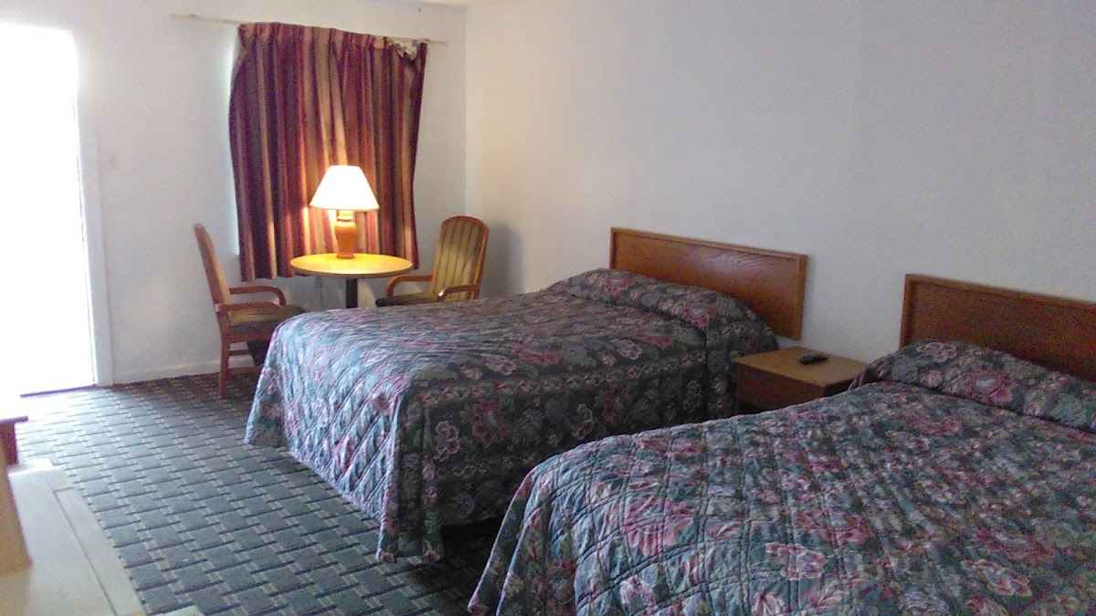 McKinney Inn photo 2