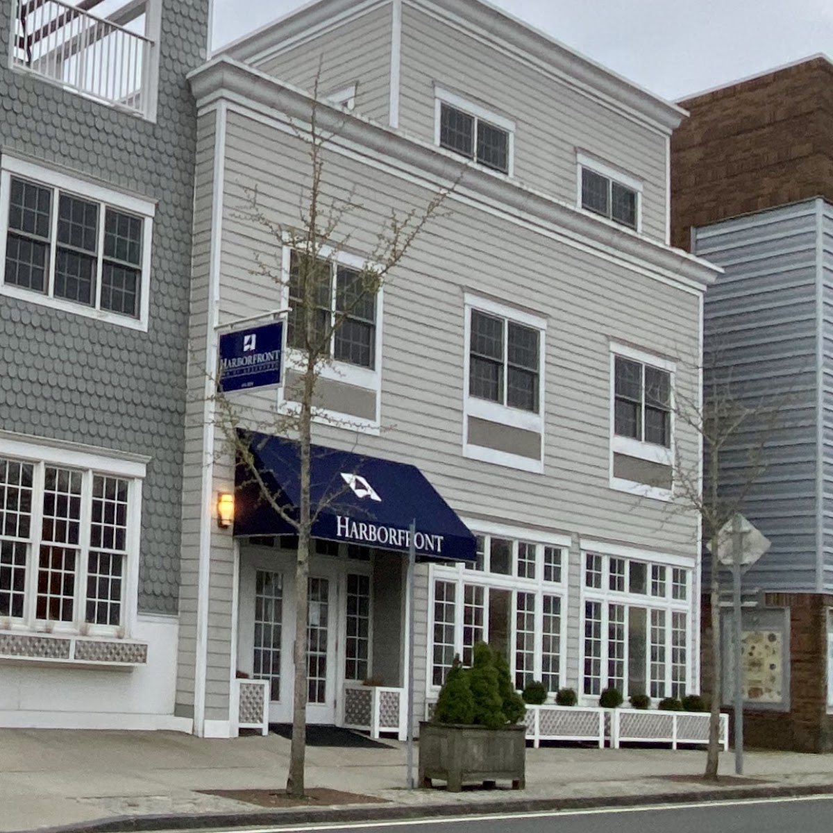 The Harbor Front Inn