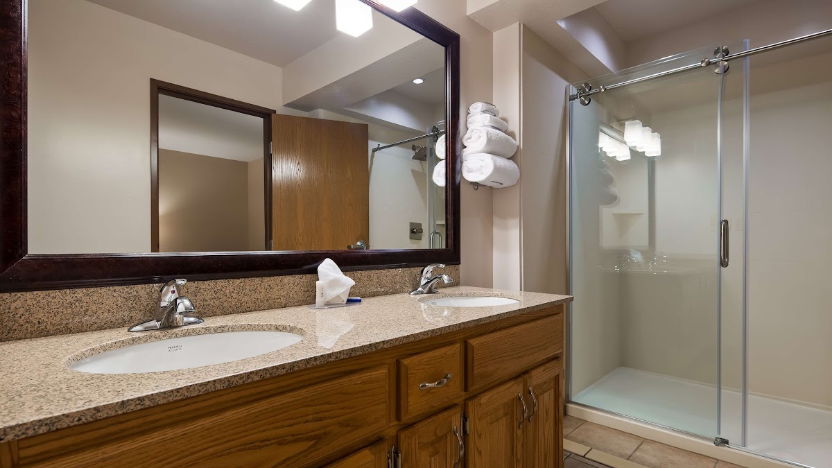 Best Western Flora Inn photo 3