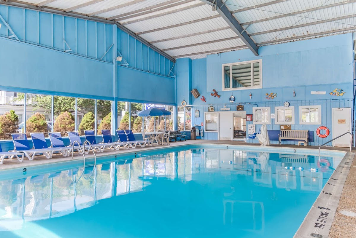 Americas Best Value Inn & Suites Hyannis Cape Cod photo 3