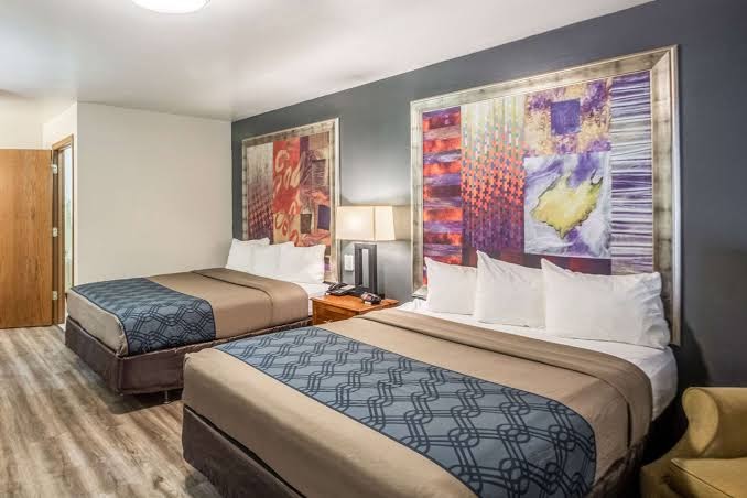 Econo Lodge Waupaca photo 2