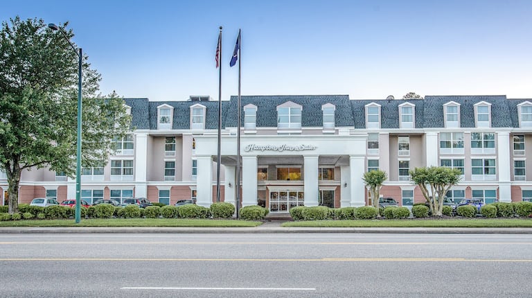 Hampton Inn & Suites Williamsburg-Richmond Rd.