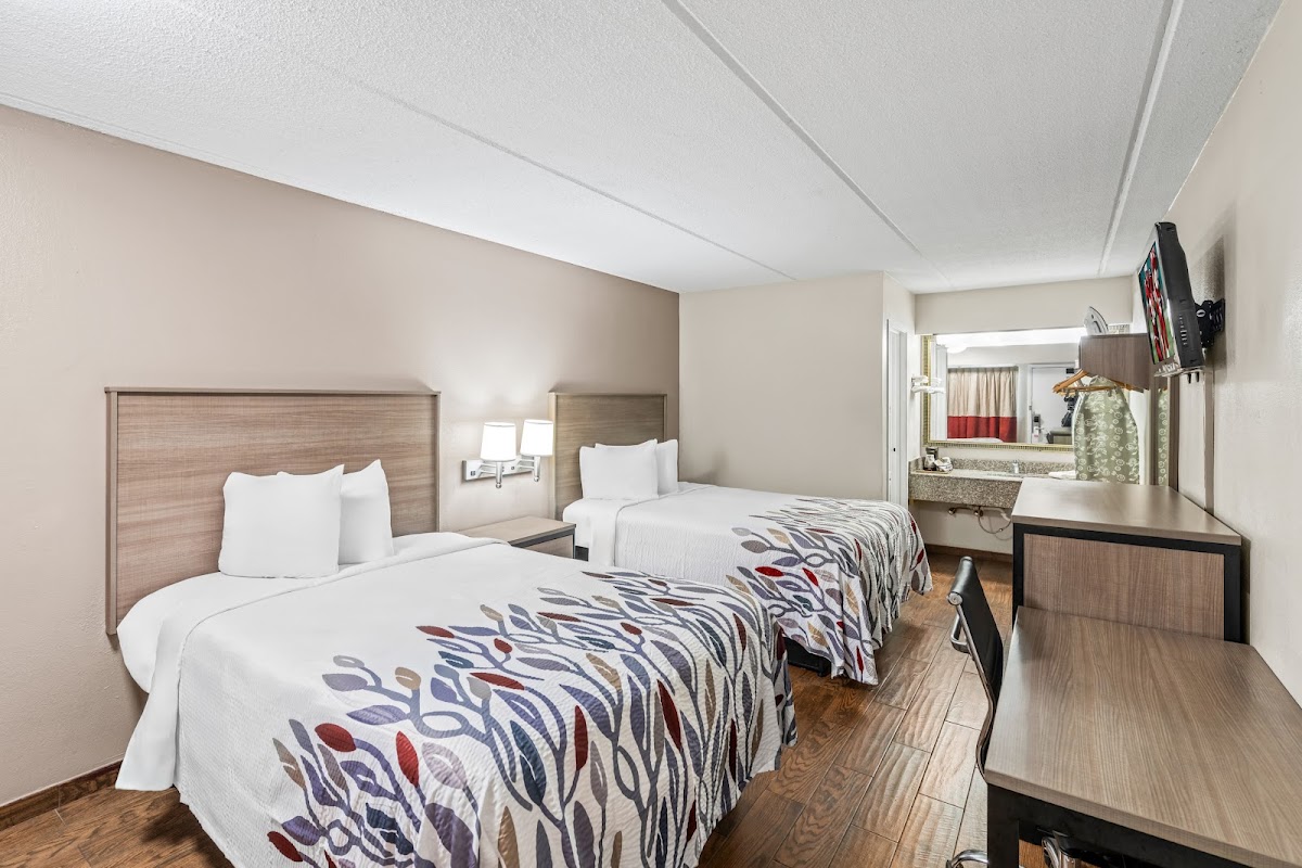 Red Roof Inn Jackson Downtown - Fairgrounds photo 2