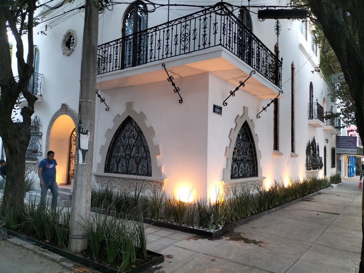 Casa Castillo