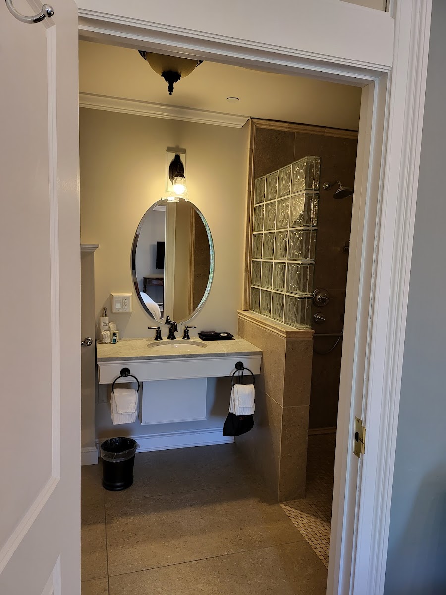 The Dutchess Inn & Spa: Beacon photo 2