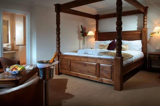 The Chequers Hotel photo 2