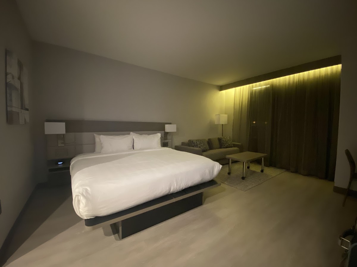 AC Hotel St. Louis Chesterfield photo 2