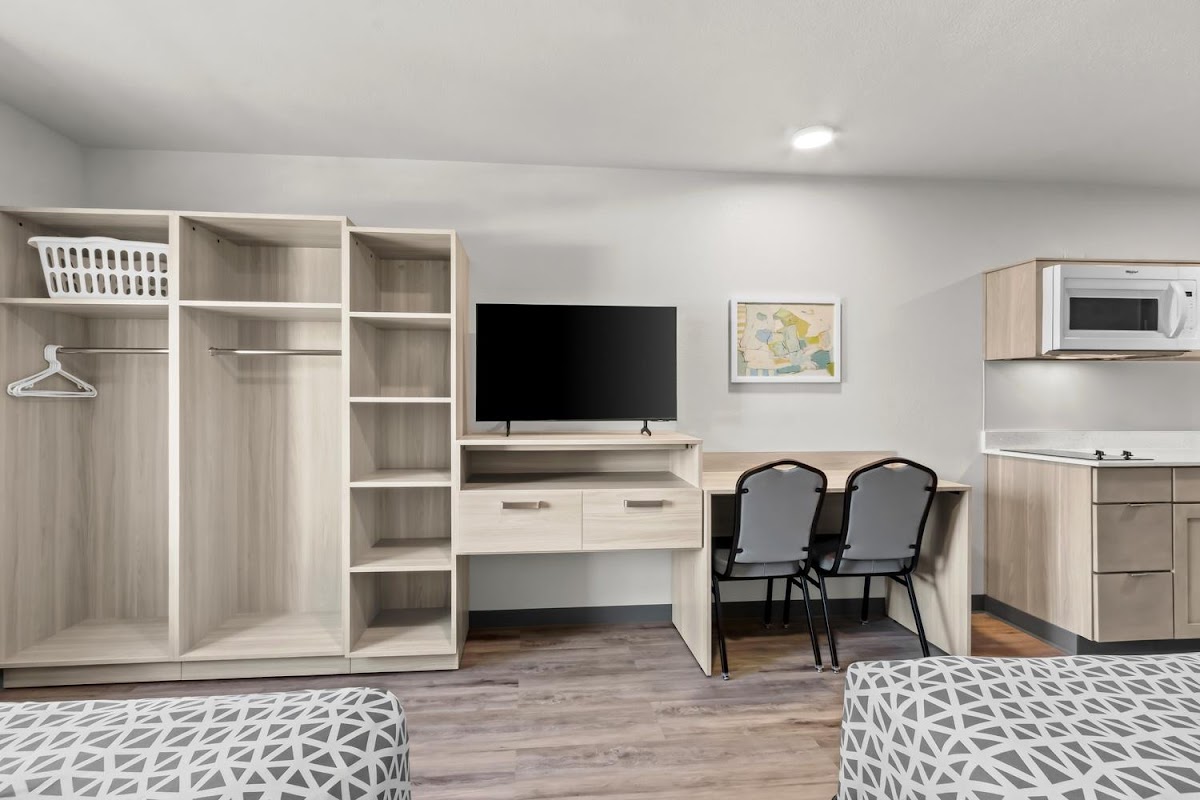 WoodSpring Suites Charlotte-Arrowood photo 3