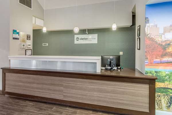 Clarion Pointe Wake Forest - Raleigh North photo 2