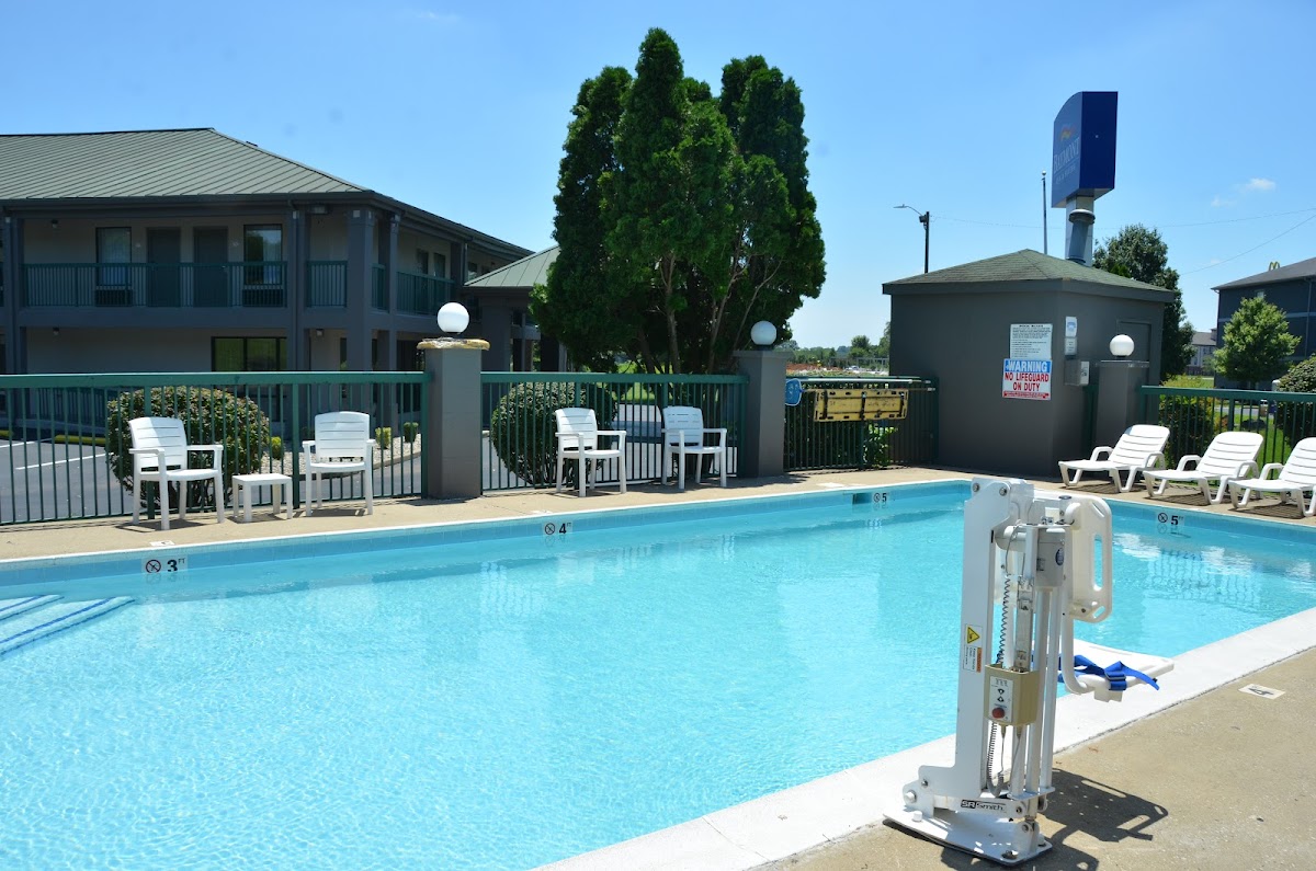Baymont by Wyndham Cave City photo 3