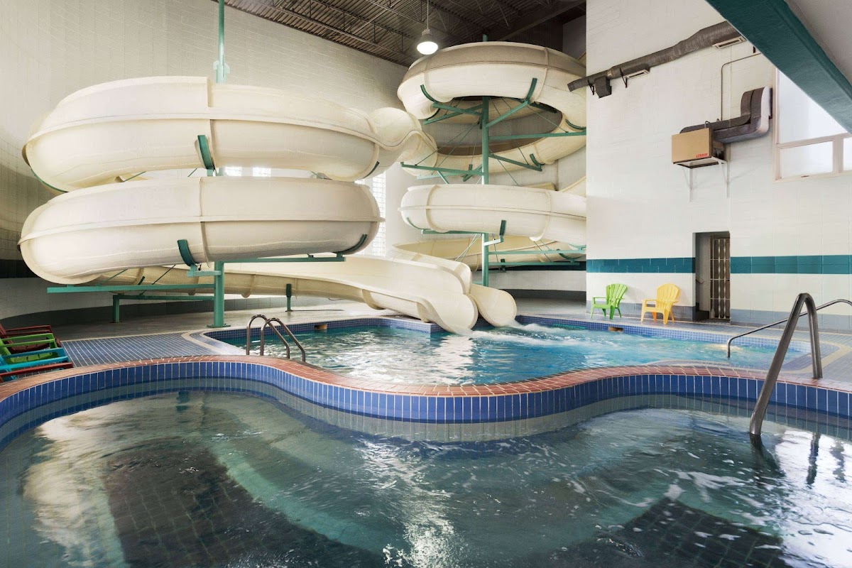 Travelodge by Wyndham Lloydminster photo 3