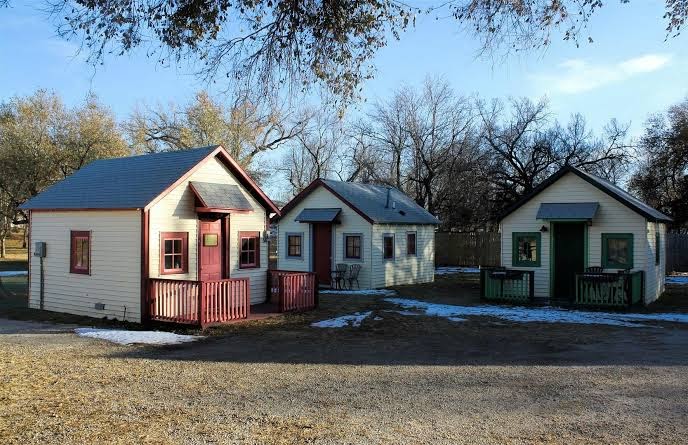 Shady Grove Cabins