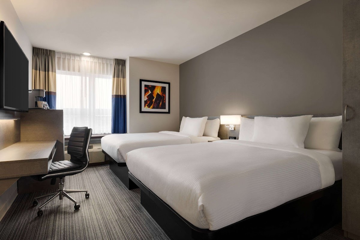 Microtel Inn & Suites by Wyndham Boisbriand photo 3