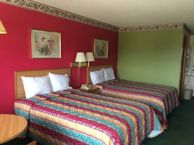 Western Motel - Camilla photo 2