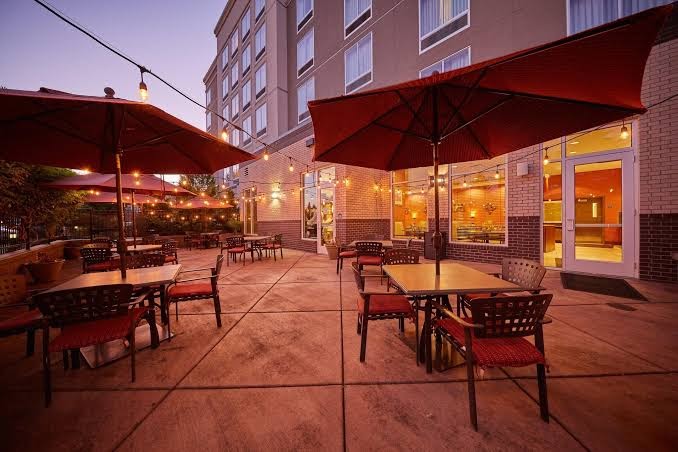 Holiday Inn Express Eugene - Springfield by IHG photo 2
